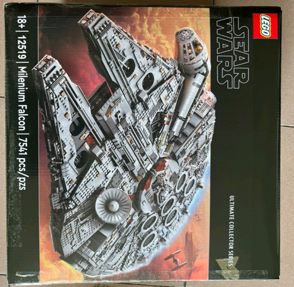 Star Wars Millennium Falcon 75192